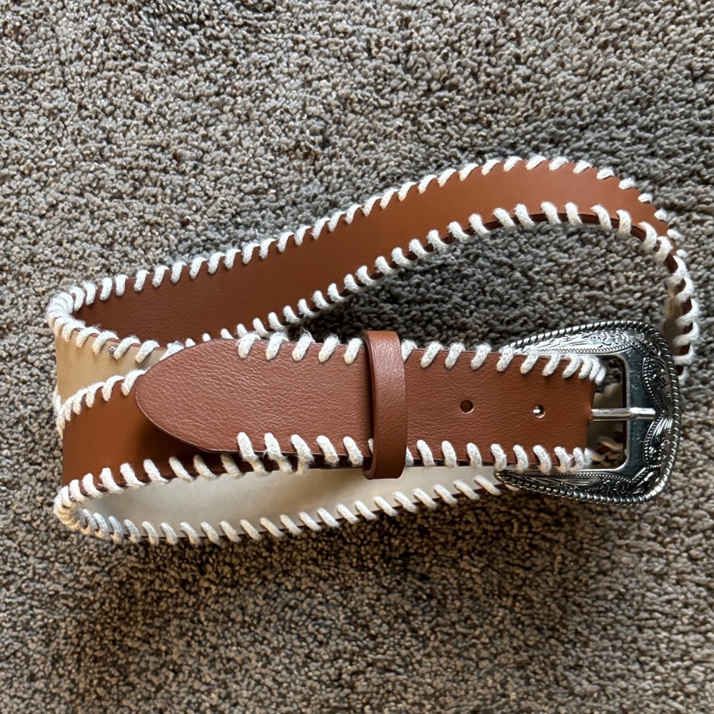 Target Brown and Cream Leather Belt with Silver Buckle women’s sz xl